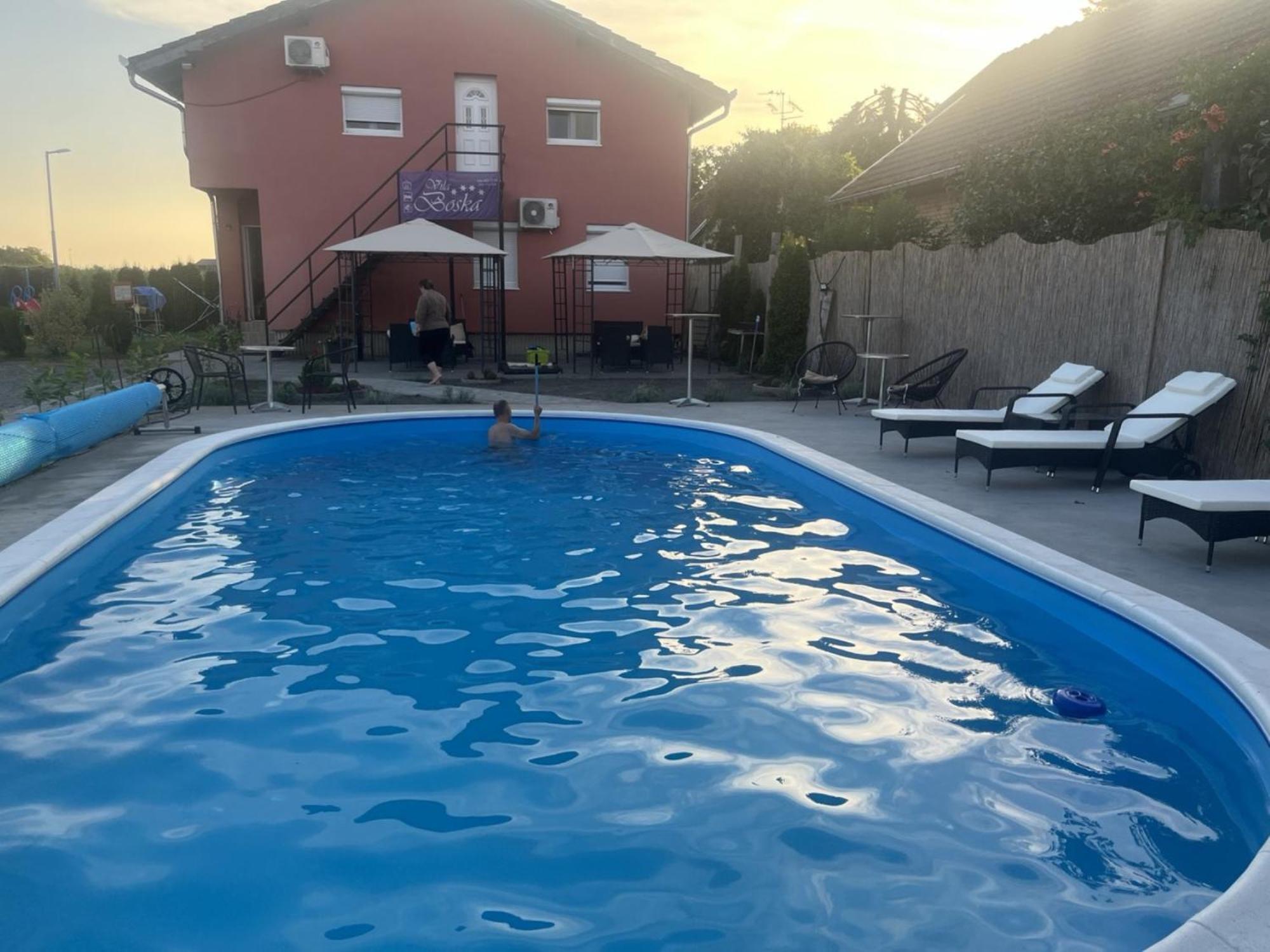 Frühstückspension Boska 4*