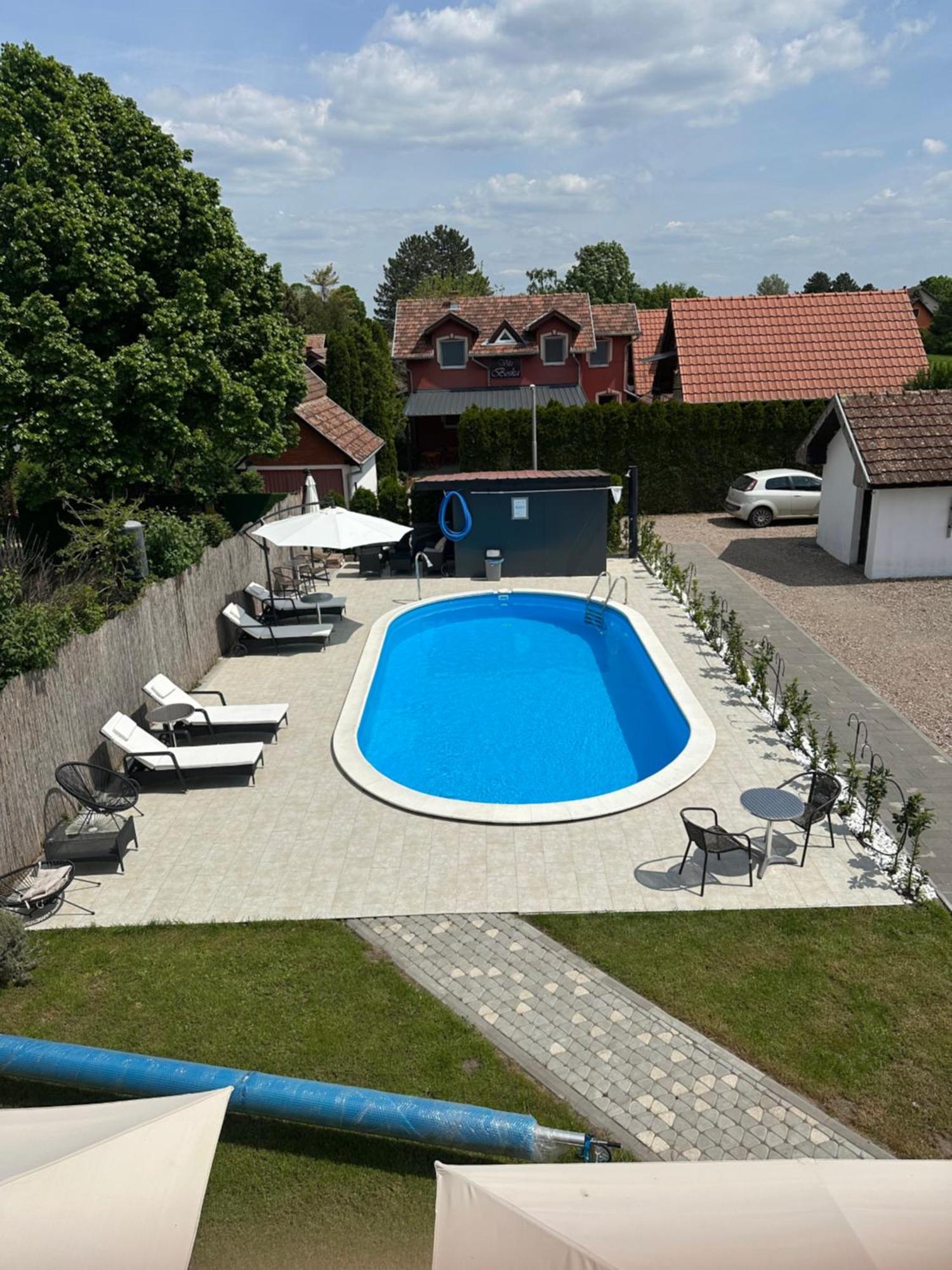 Boska 4*